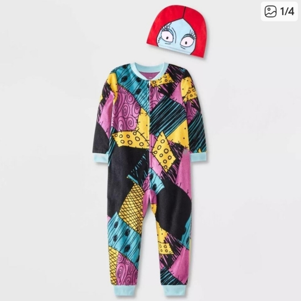 NWT Nightmare Before Christmas Sally 2-piece Blanket Sleeper with Cap New 18M